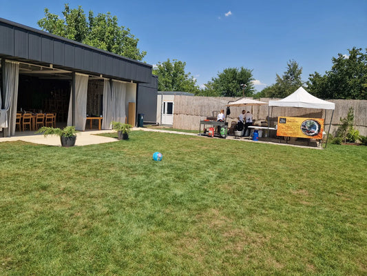 Chefii la Domiciliu – Gătit live pentru evenimente la Curly Garden